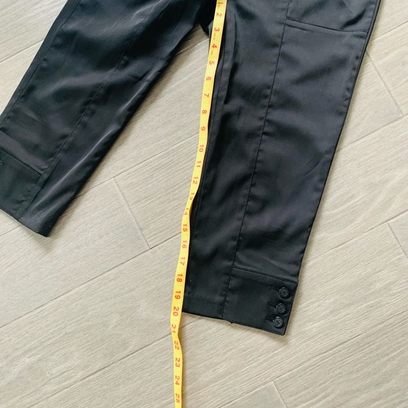 Blouse and pants - Picture 9 of 10